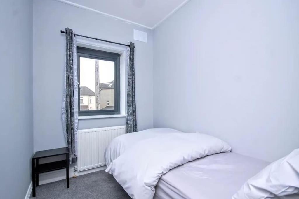 Beautiful Bright Three Bedroom House In Brighton And Hove With Free Parking Zewnętrze zdjęcie